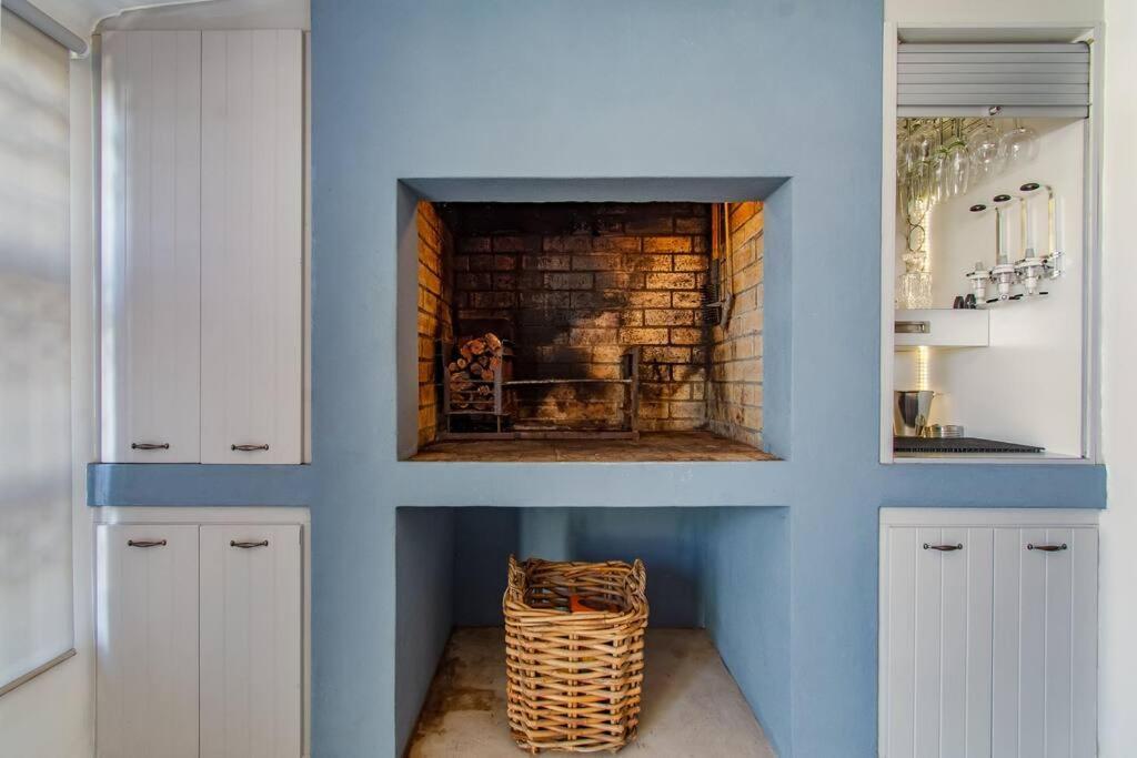Holiday home Chic, Cozy, Modern, Secure And Centrally Located *